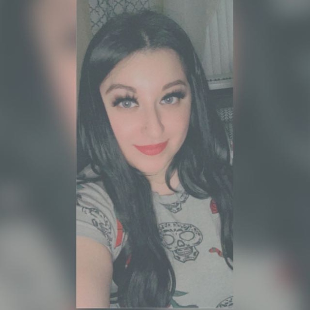 Meet your Posher, Herminia